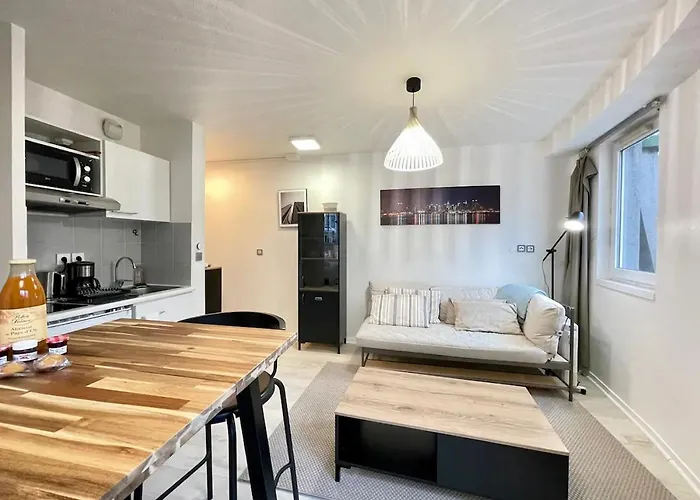 Catalans By Yume Toulouse